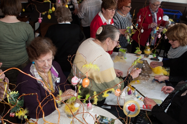 20150322 frans versteden fotografie - tilburginbeeld FRVE0801.jpg - eet met je hart lunch en creatieve workshop paastakken maken